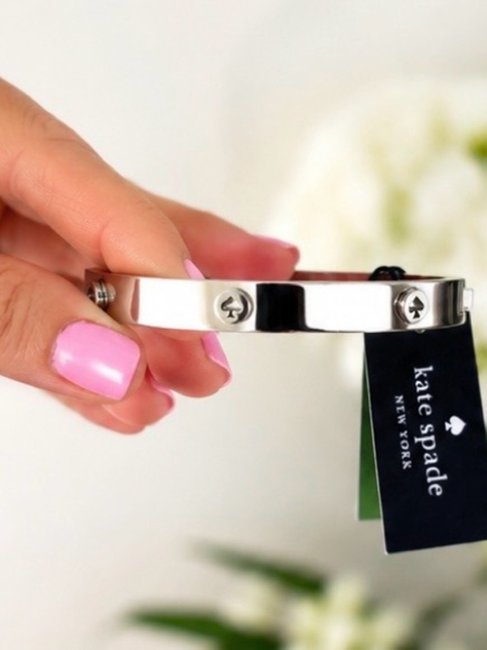Kate Spade Spot The Spade Studded Hinged Bangle – Silver Tone Stainless Steel 🩶 - Picture 4 of 7
